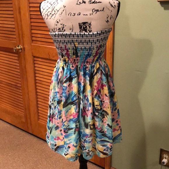 Forever 21 XXI - Picture 2 of 2